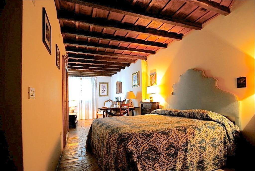 Residenza D'Epoca Eremo Delle Grazie Hotel Monteluco Phòng bức ảnh
